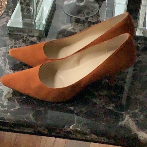 Shoes - Picture 2 of 3
